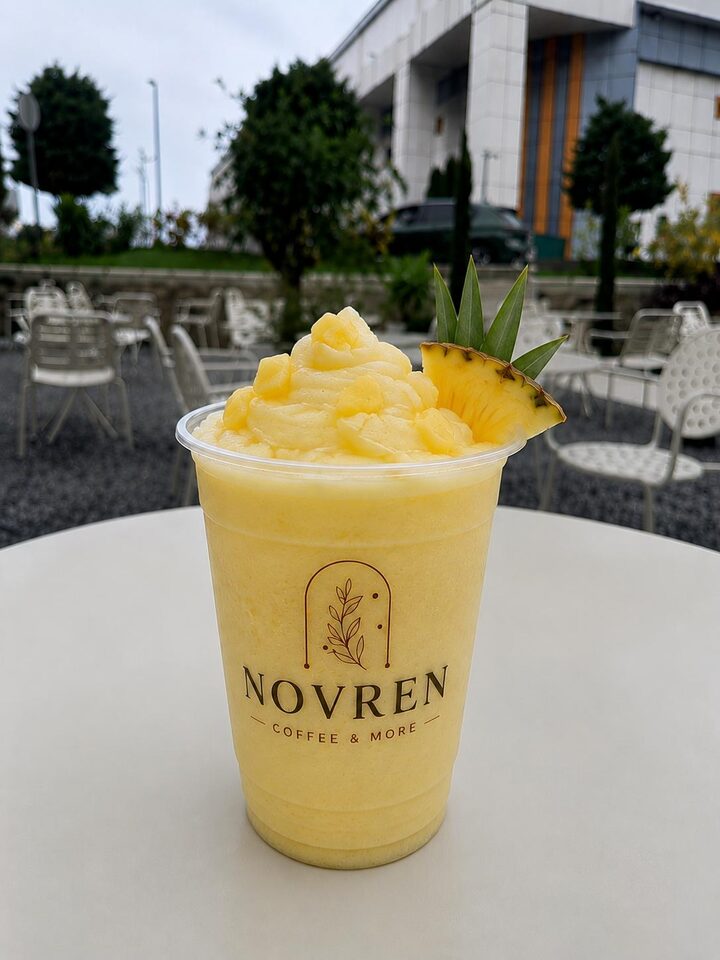 Pineapple Frozen